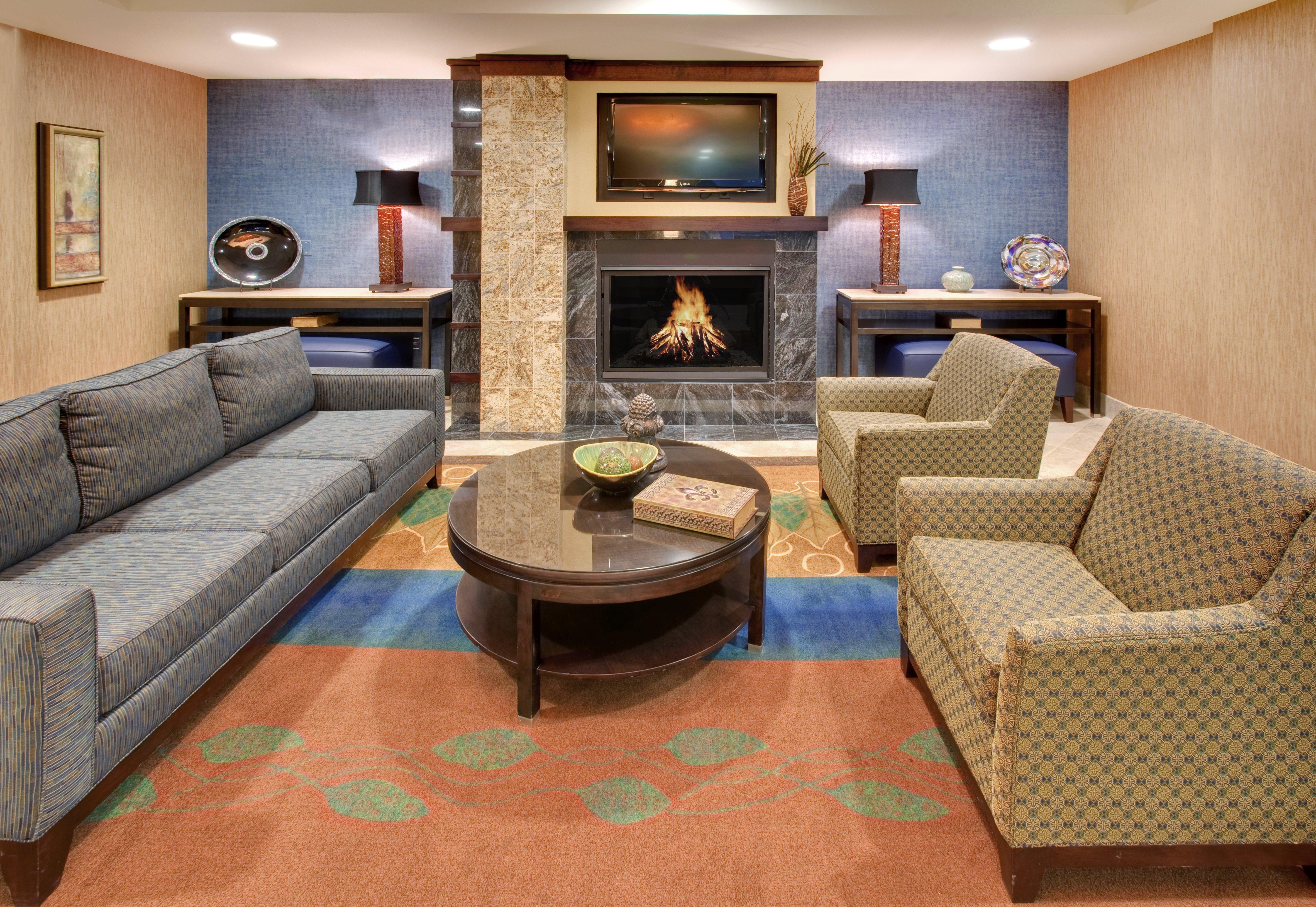 Holiday Inn Express Hotel & Suites Grand Island By Ihg Esterno foto