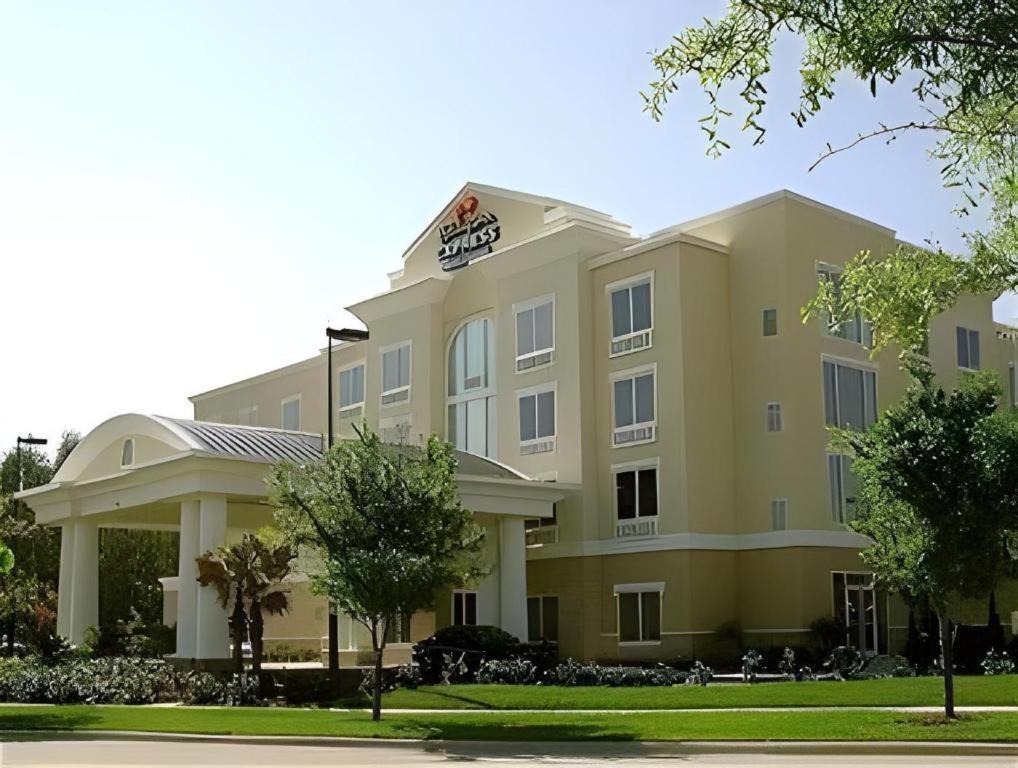 Holiday Inn Express Hotel & Suites Grand Island By Ihg Esterno foto