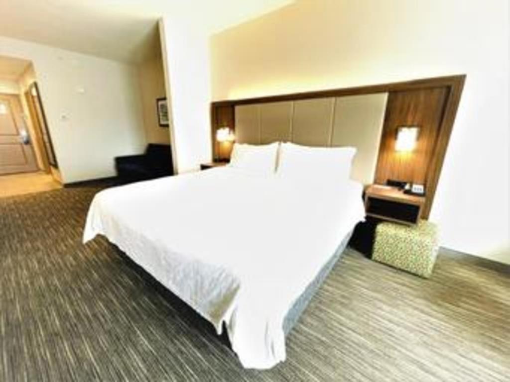 Holiday Inn Express Hotel & Suites Grand Island By Ihg Esterno foto