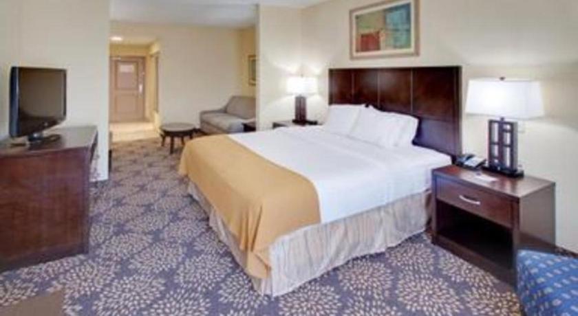 Holiday Inn Express Hotel & Suites Grand Island By Ihg Esterno foto