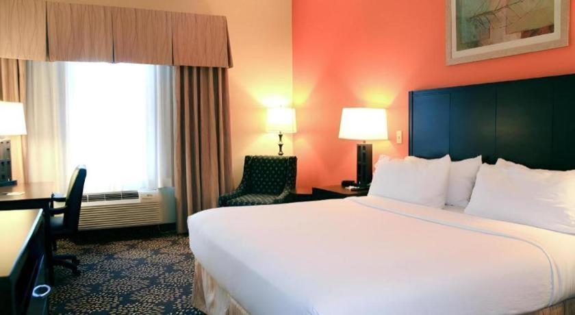 Holiday Inn Express Hotel & Suites Grand Island By Ihg Esterno foto
