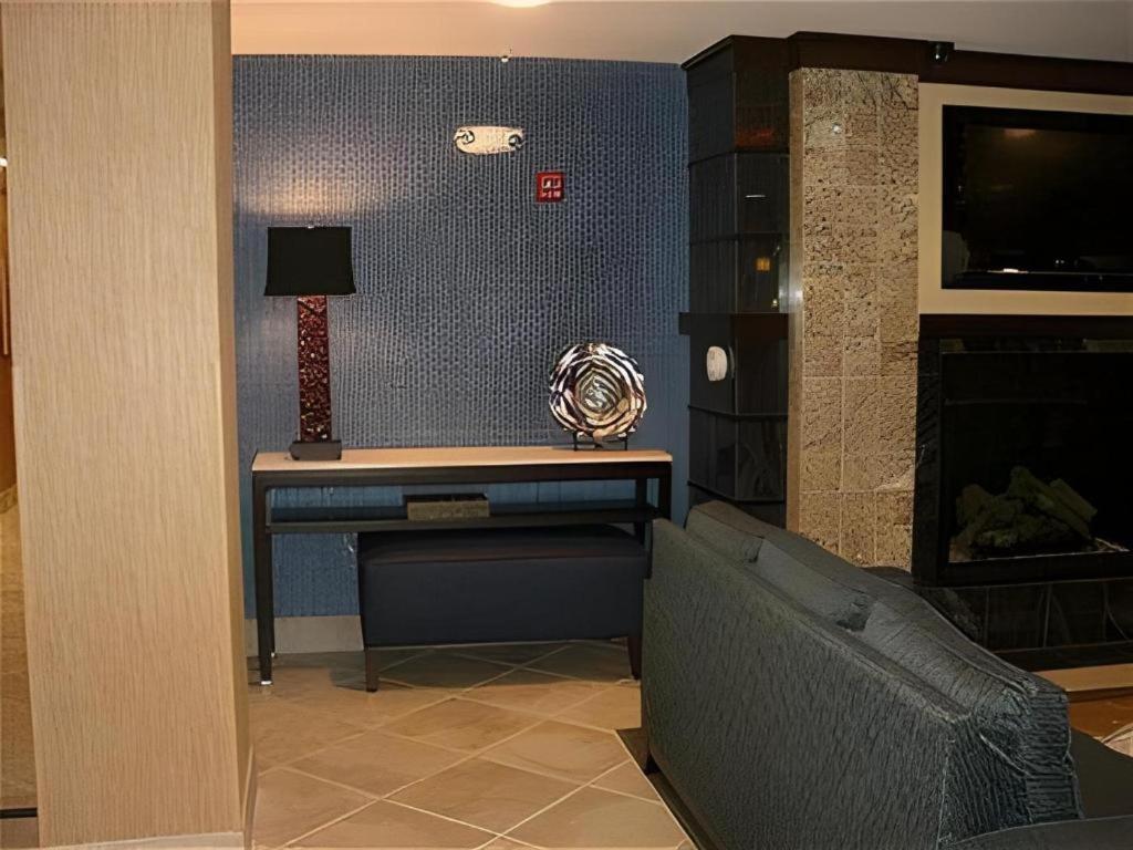 Holiday Inn Express Hotel & Suites Grand Island By Ihg Esterno foto